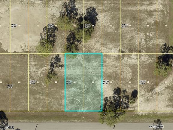 5th image of 2613 NW 20th Ter