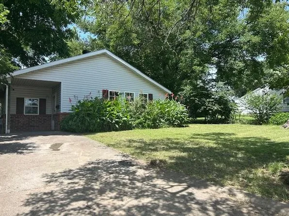 1618 S 10th St, Ponca City, OK 74601