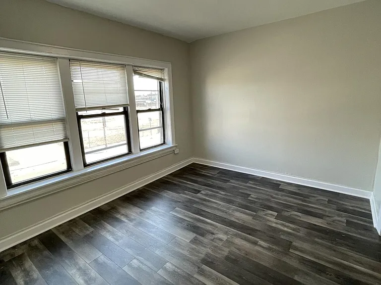 3242 N Pulaski Rd #1 — Photo 13