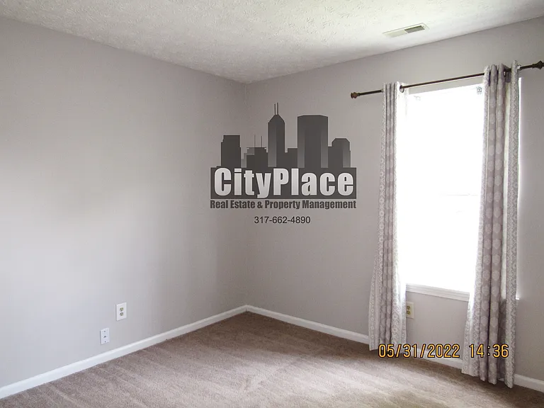 525 E Pine Ridge Dr — Photo 11