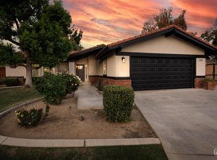 6900 Aztec Way, Bakersfield, CA 93308
