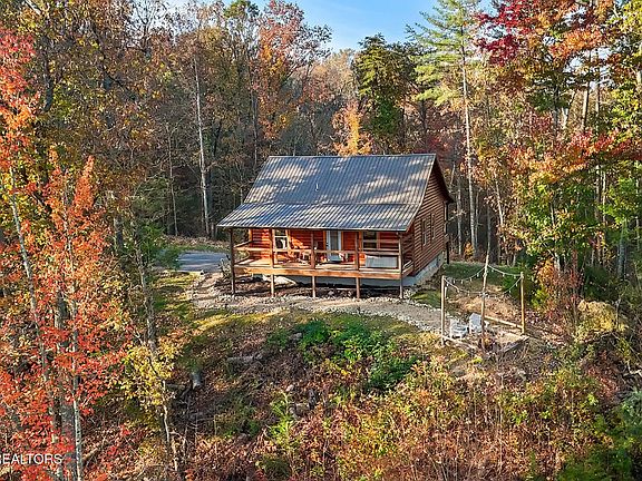 2nd image of 3571 Locust Ridge Rd