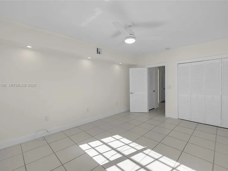 462 Golden Isles Dr #210 — Photo 14