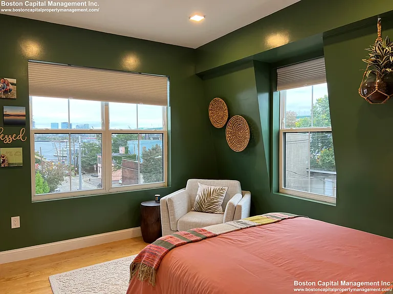 14 Williams St #4 — Photo 10