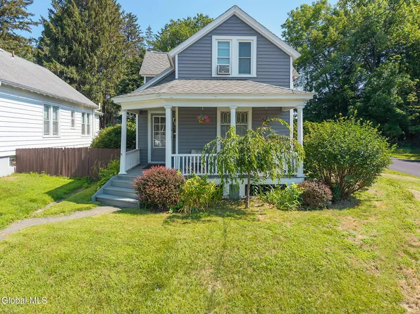 158 S Lake Avenue, Troy, NY 12180