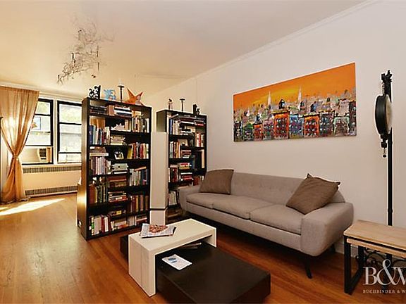2nd image of 350 E 54th St APT 2B