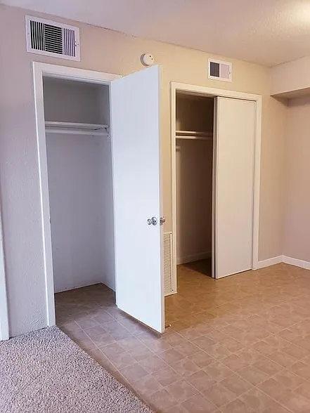 Cedar Bluff Apartments