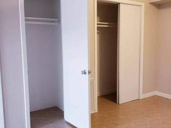 Cedar Bluff Apartments