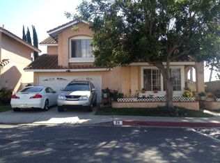 28 Cantera, Santa Ana, CA 92703