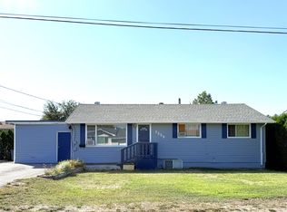 1359 Hamilton St, Kamloops, BC V2B 2V3