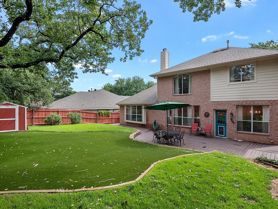 1st image of 2406 Forest Park Cir