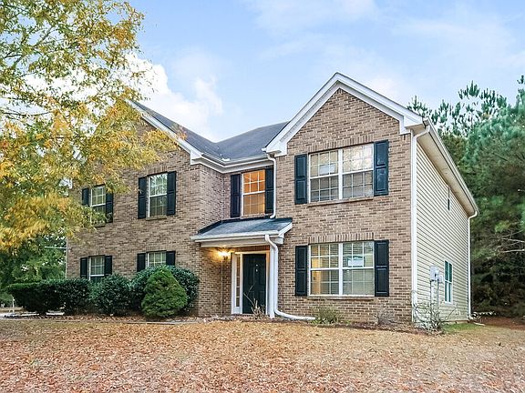 4th image of 3900 Georgia Dr