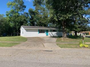 305 Normandy Rd, Lafayette, LA 70503