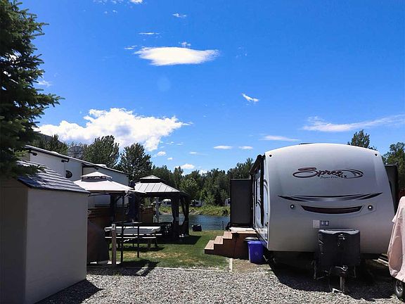 5th image of 8 Eagle Ln