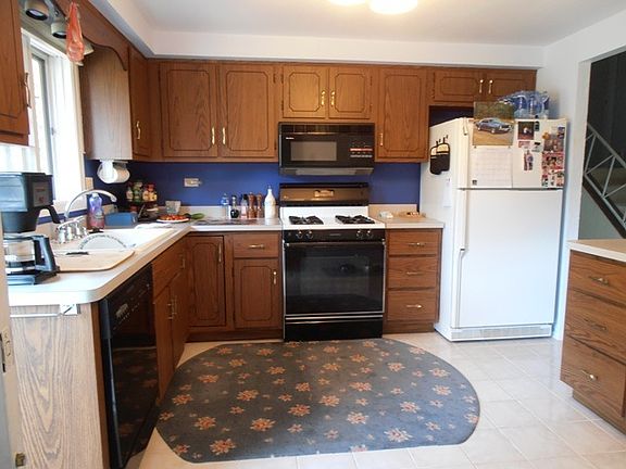 5th image of 800 Osage Ln