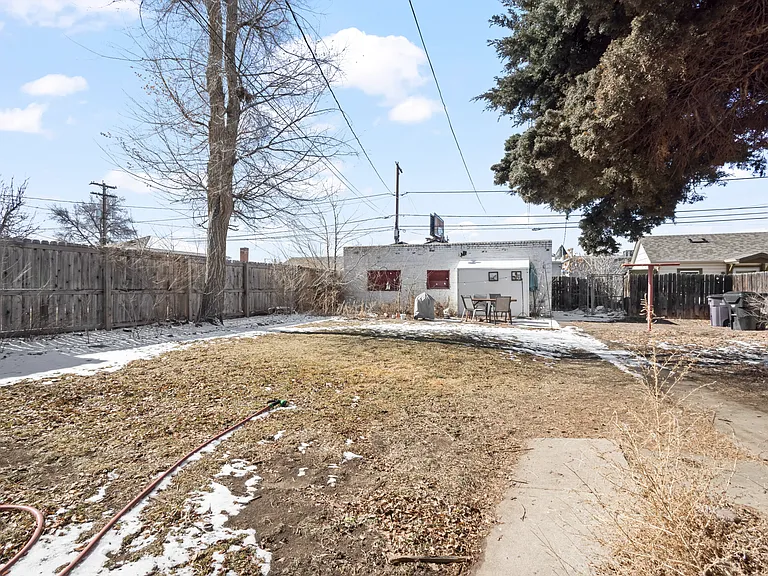 2253 S Lincoln St — Photo 8
