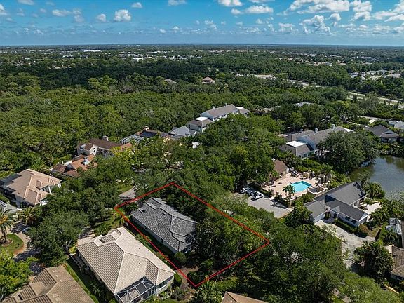2nd image of 103 Bishops Court Rd