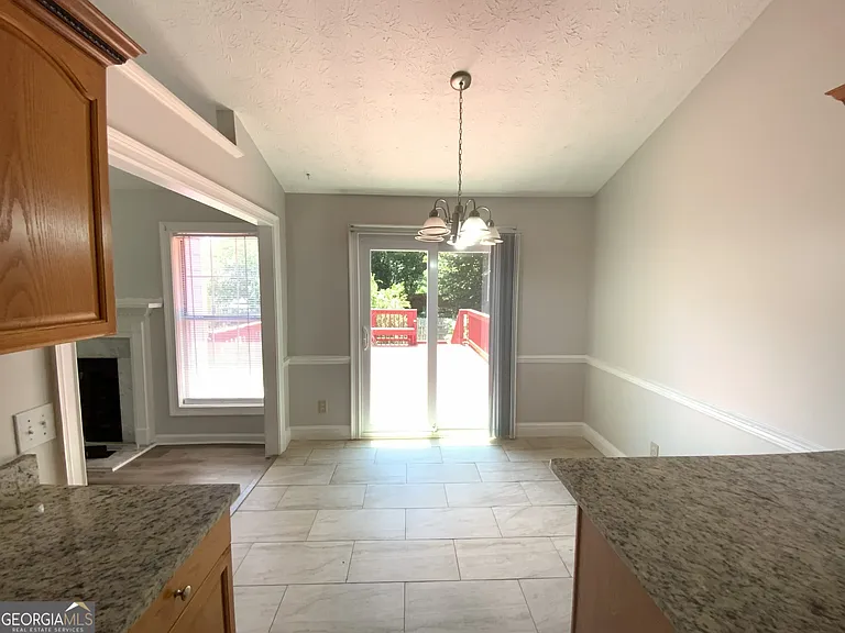 5600 Sugar Crossing Dr — Photo 4