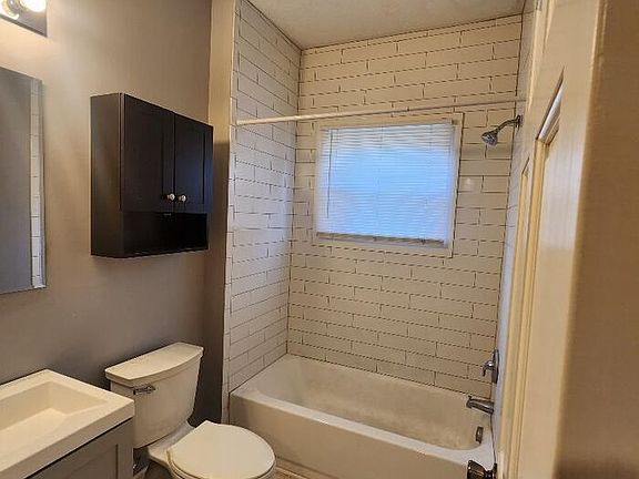 5th image of 3558 N Washington Blvd APT 5