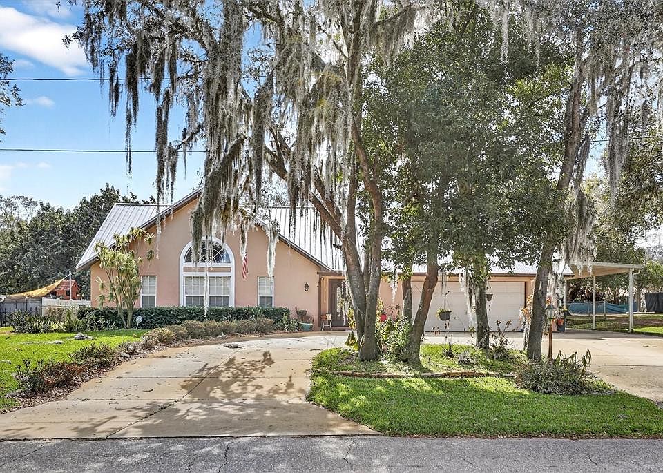 1st image of 2725 W Charing Rd