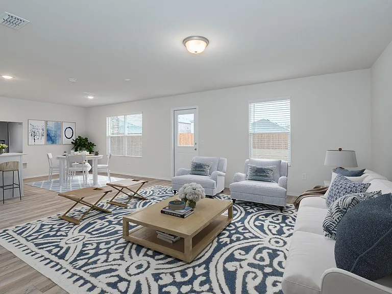 321 Hopson St — Photo 2