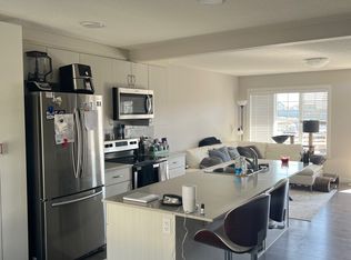 846 Daniels Way SW, Edmonton, AB T6W4C8