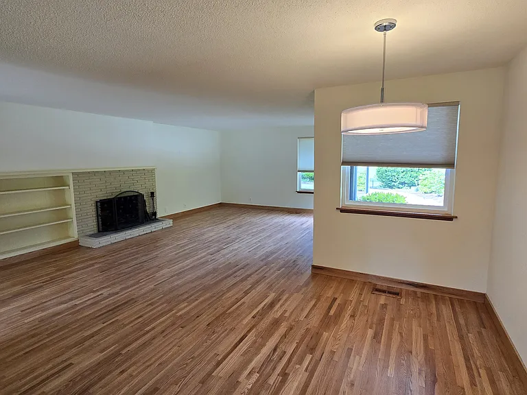 1014 Brentwood Pl — Photo 6