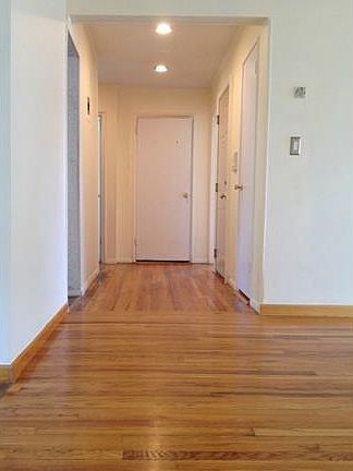 3rd image of 907 Palmer Ave #B2`