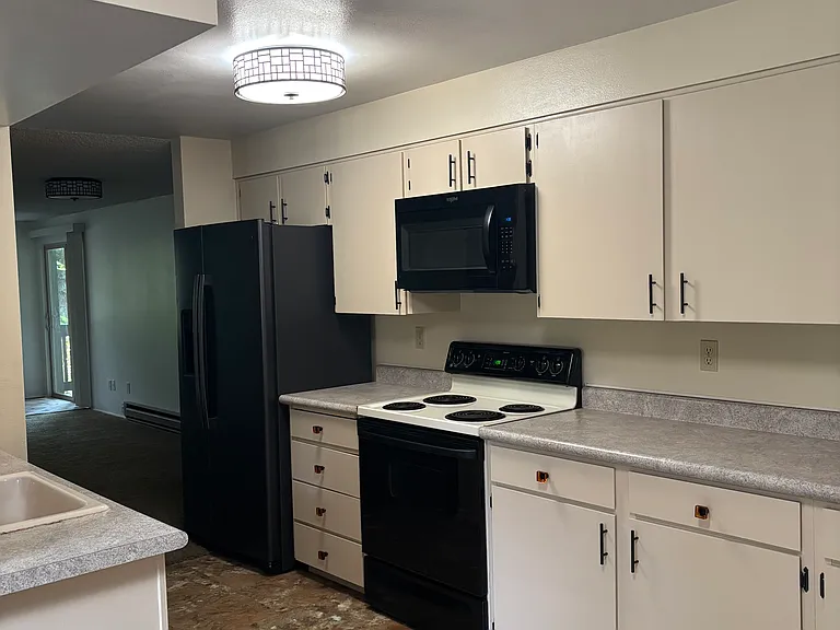 14840 SW 109th Ave — Photo 3