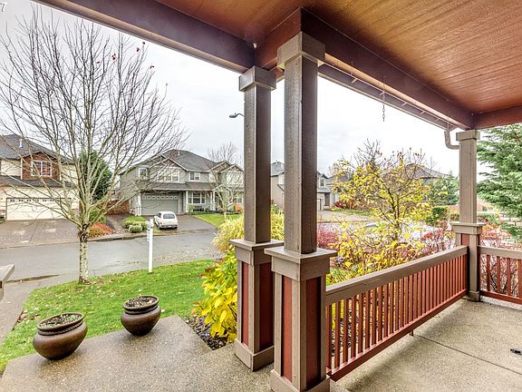 3rd image of 309 Thistle Ct