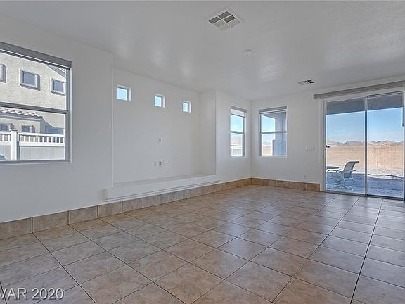5th image of 1172 Aspen Cliff Dr