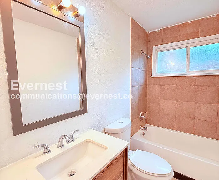 12121 Montrose St — Photo 7