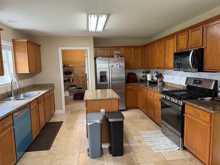 1421 Mojave Bnd — Photo 16