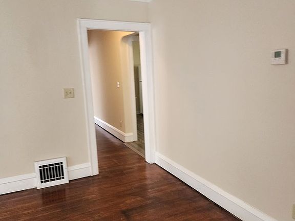 5th image of 1306 N Main St