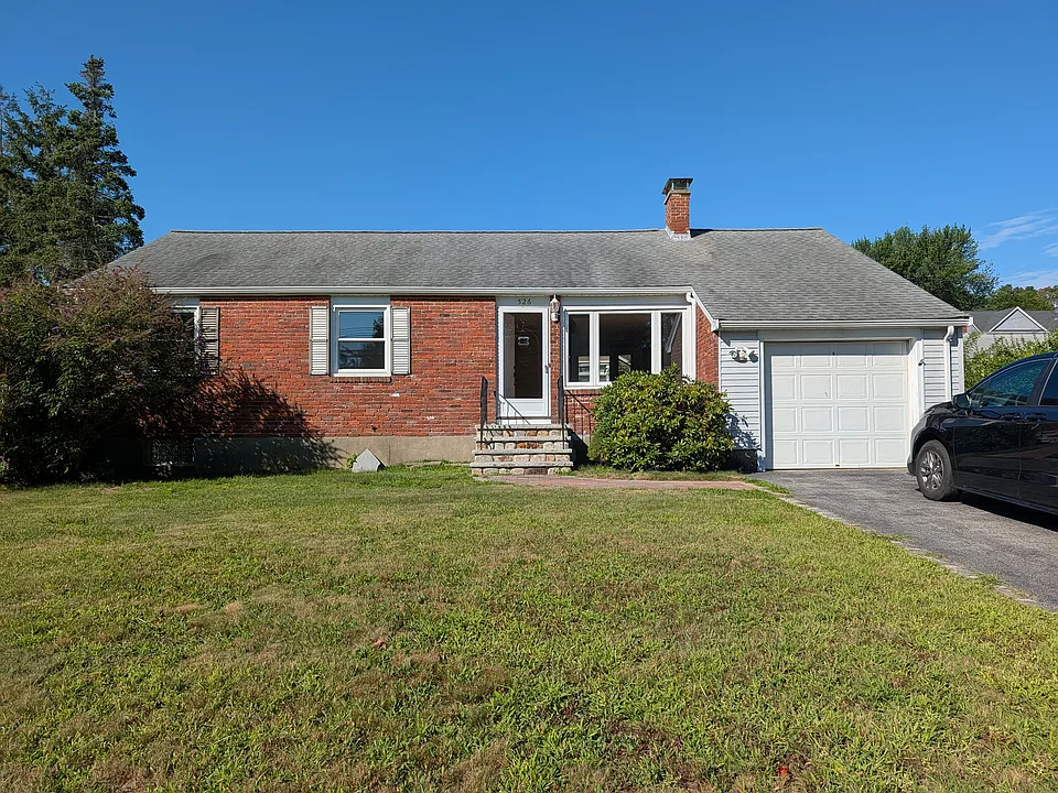526 Trapelo Rd