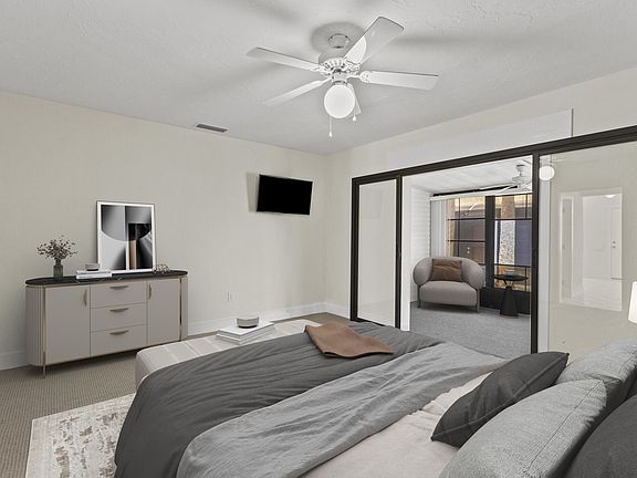 3rd image of 908 Villas Drive #18