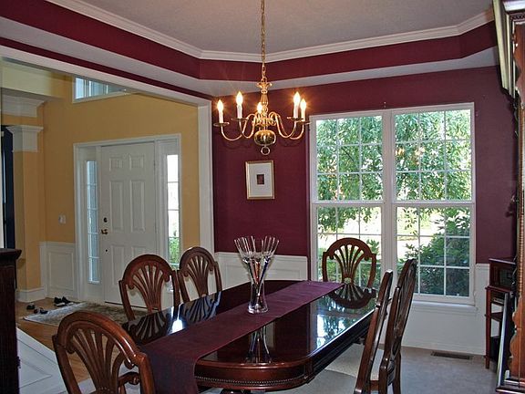 Formal Dining