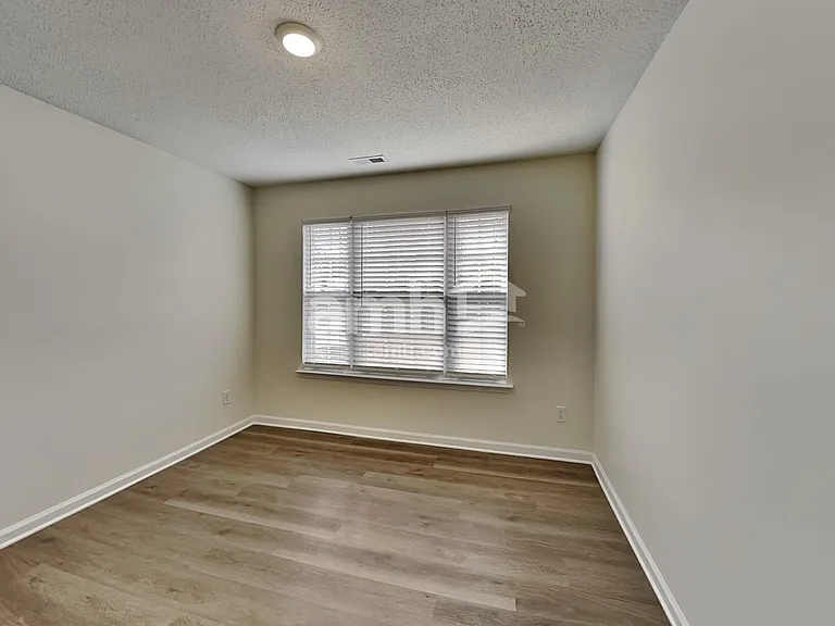 12619 Waterfall Pl — Photo 16