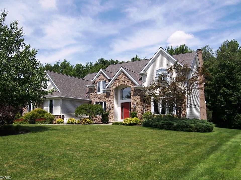1st image of 38285 McDowell Dr