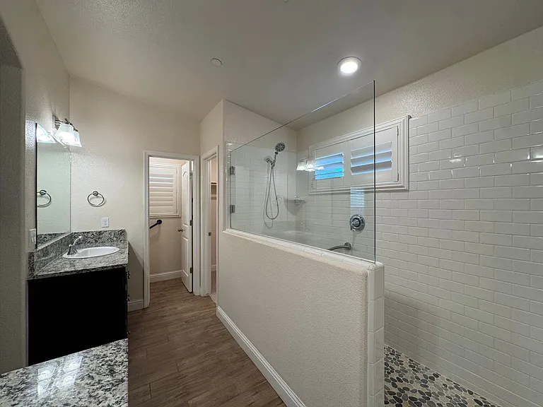 493 S Crescent Ln — Photo 9