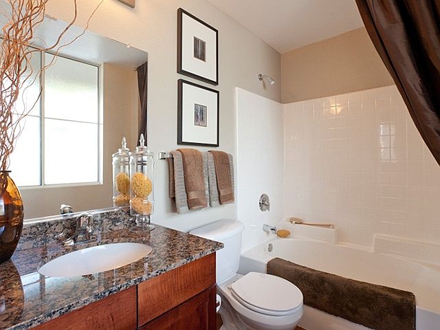 2nd image of 2548 Marron Rd APT 204