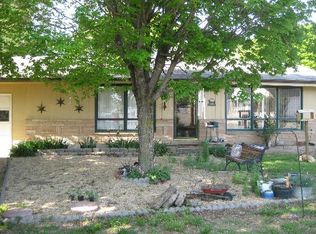 101 W Maple St, Ellington, MO 63638