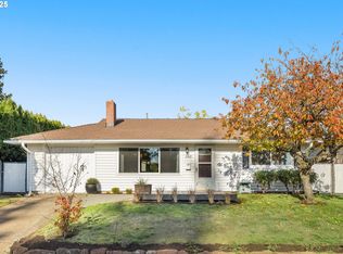 10821 NE Brazee St, Portland, OR 97220