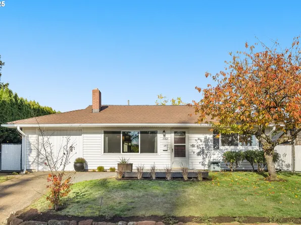 10821 NE Brazee St, Portland, OR 97220