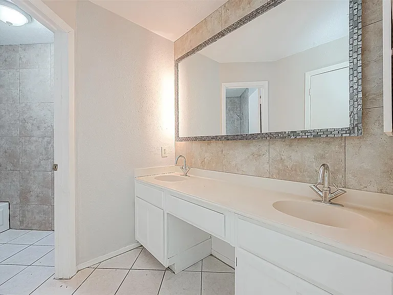 19510 Westhaven Dr — Photo 37