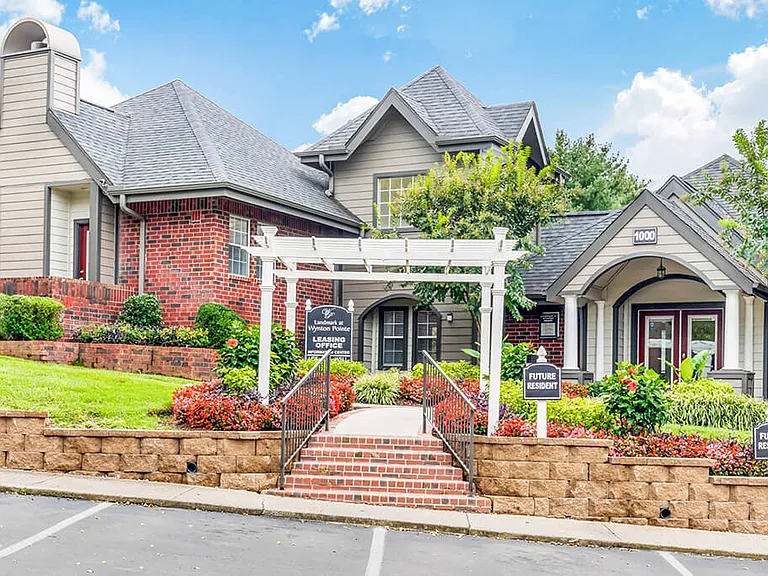 Landmark at Wynton Pointe Apartment Homes — Photo 39