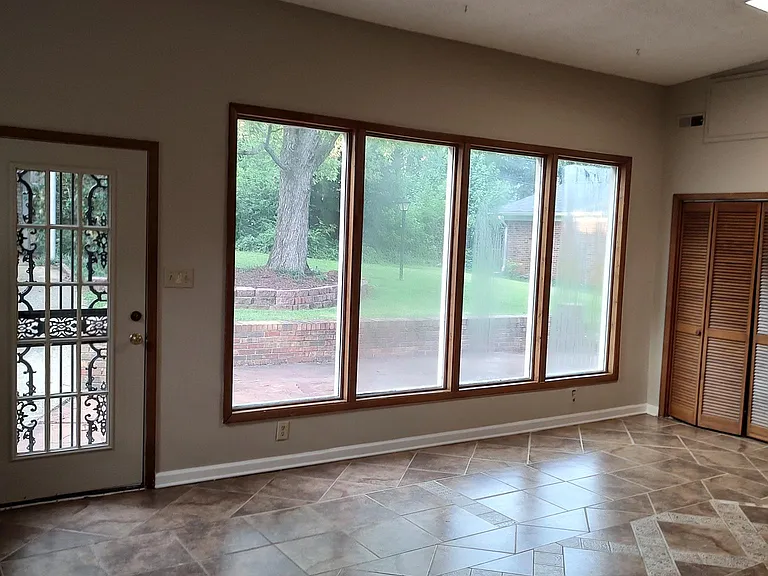 1007 Bluefield Ave SE — Photo 11
