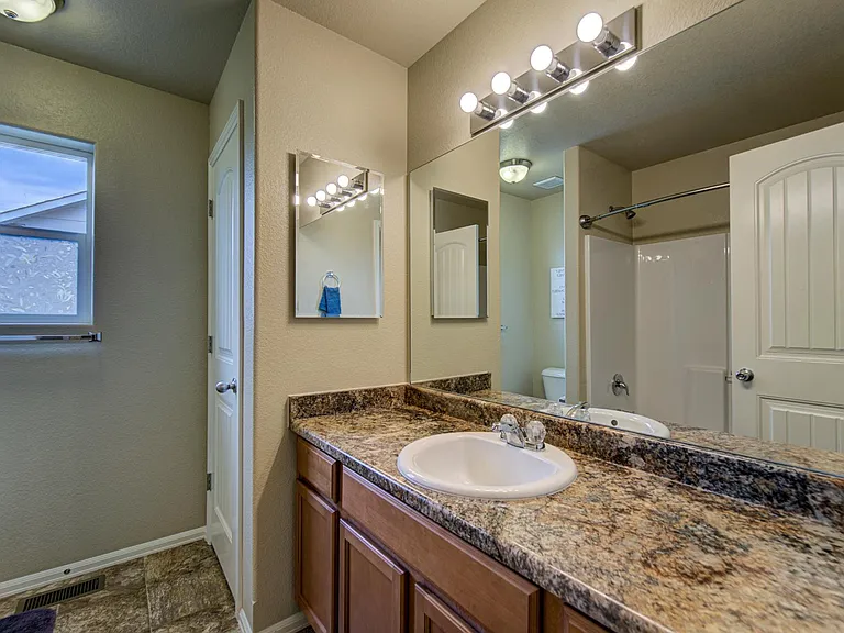 9711 Desert Lily Cir — Photo 15