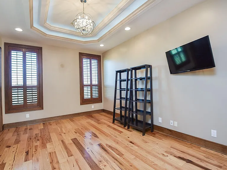 825 Grubbs Rd — Photo 24