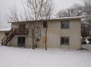 1175 County Road B W, Roseville, MN 55113